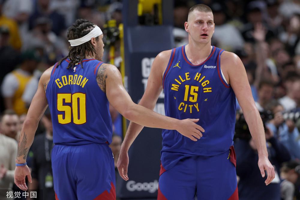 字母哥是最 字母哥是最